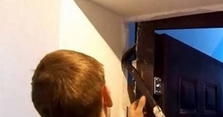 Демонтаж металлической двери в Усолье-Сибирском - стоимость от 2073 рублей