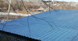 Демонтаж поликарбоната с крыши в Усолье-Сибирском - услуги по доступной цене от 622 рублей