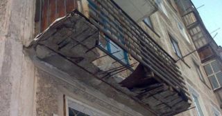 Демонтаж балкона Усолье-Сибирское, цена от 2953 руб.